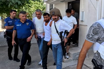 eli-tufekli-sahis-film-sahnelerini-aratmayan-operasyonla-boyle-yakalandi
