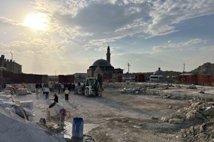 eski-van-sehrinde-geleneksel-sanatlarin-yasatilacagi-mahalle-kurulacak
