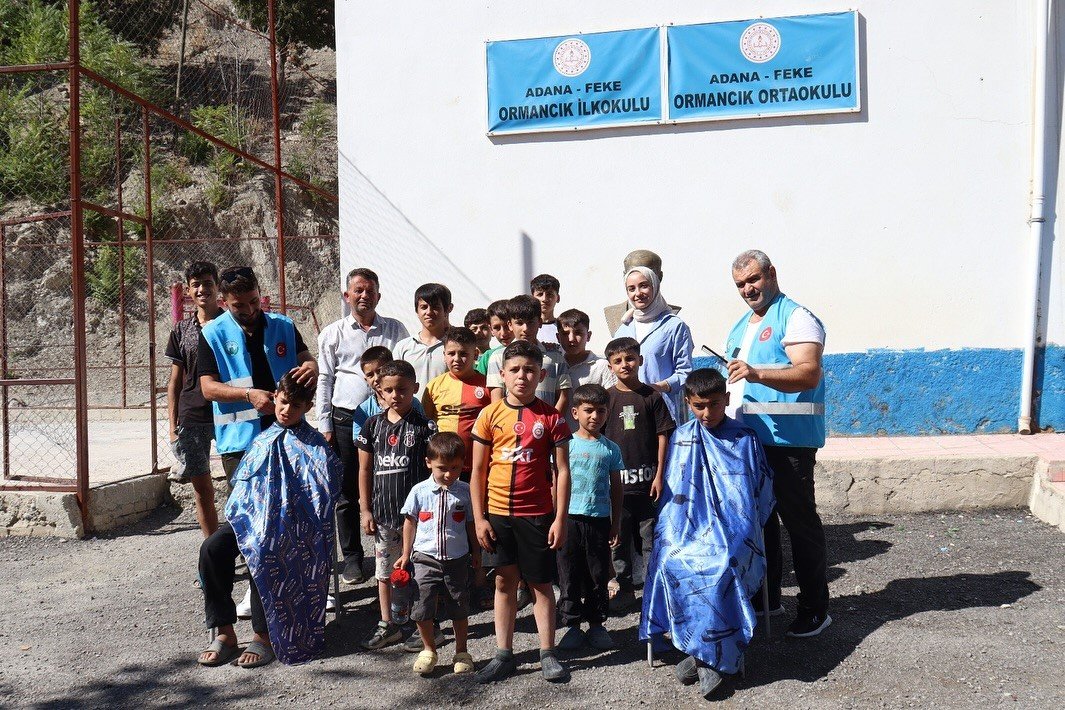 feke-belediyesinden-ogrencilere-ucretsiz-sac-bakimi