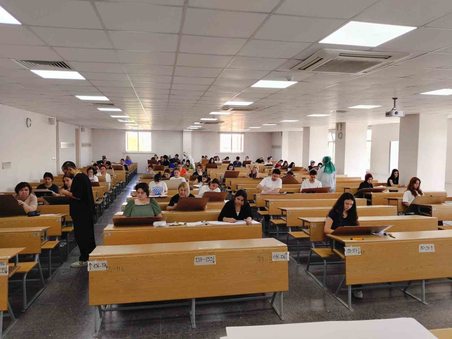 guzel-sanatlar-fakultesinin-ozel-yetenek-sinavlari-tamamlandi
