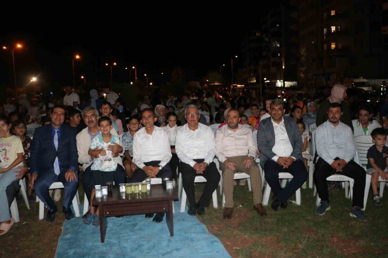 kiliste-acik-hava-sinemasi-etkinligi-yogun-ilgi-gordu