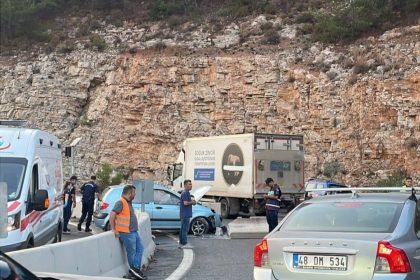 muglada-trafik-kazasi-2-yarali