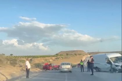 nevsehirde-otomobil-ile-minibus-kafa-kafaya-carpisti-1-olu-2-yarali