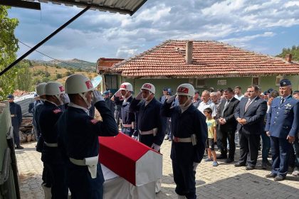 simavda-kibris-gazisi-ebediyete-ugurlandi
