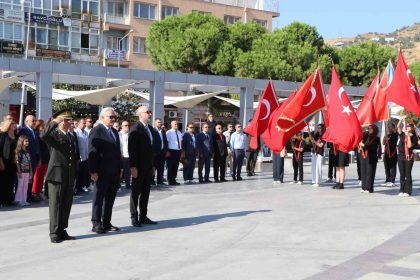 sokenin-kurtulus-gunu-torenleri-coskulu-gecti