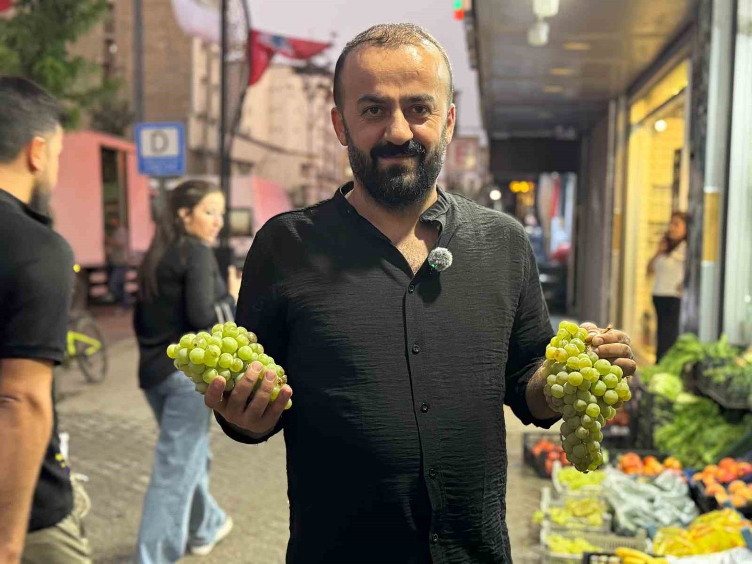 yuksekovada-semdinli-uzumu-tezgahlarda-yerini-aldi