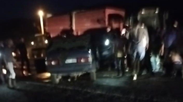 bozdogan-nazilli-karayolunda-trafik-kazasi-4-yarali