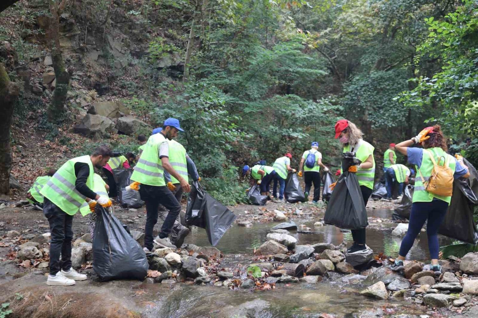 bursada-temizlik-harekati-suruyor
