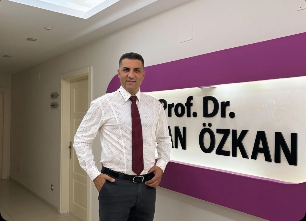 dis-hekimi-prof-dr-ozkan-glp-1-turevli-obezite-ilaclari-agiz-kurulugu-ve-dis-kaybini-artiriyor