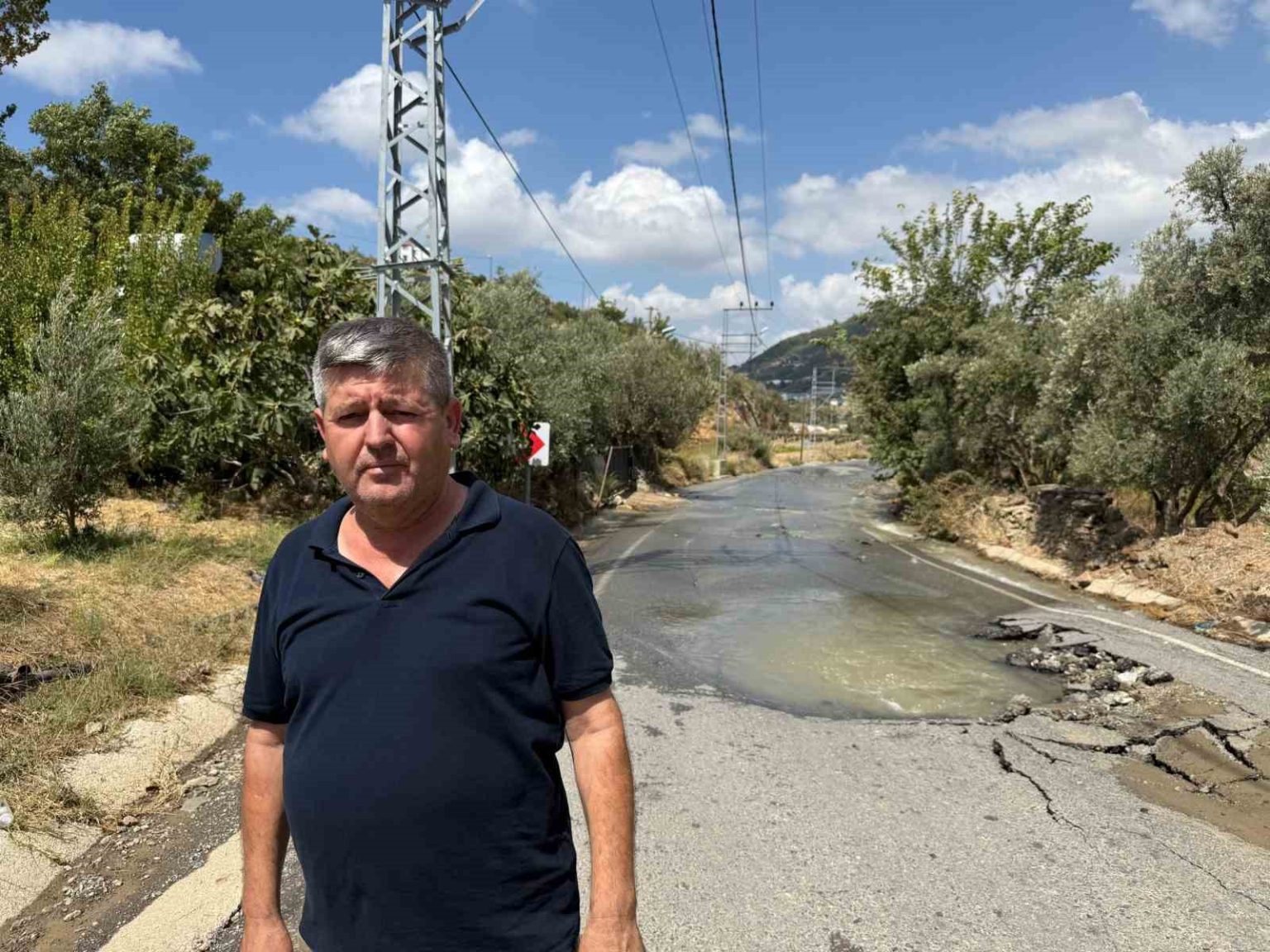 gazipasada-dsiye-ait-su-borusu-patladi-yol-kullanilamaz-hale-geldi