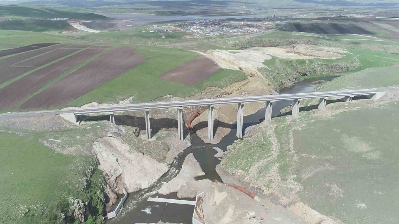 kars-baraji-475-bin-780-dekar-tarim-arazisini-sulayacak