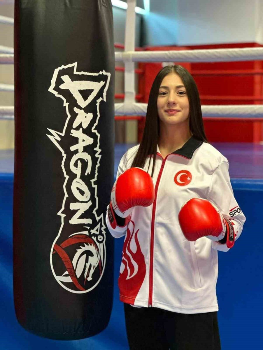 kayserili-ecrin-italyada-turkiyeyi-temsil-edecek