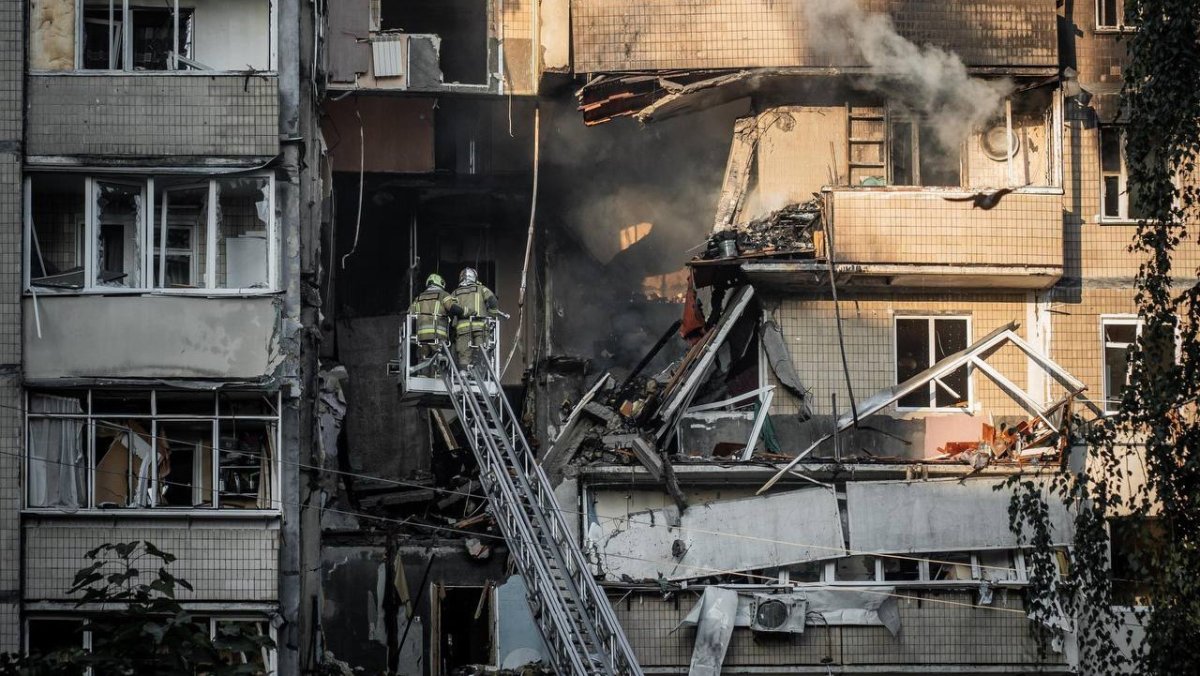 rusyadan-ukraynaya-4u-balistik-13-fuze-ve-805-iha-ile-saldiri-3-olu