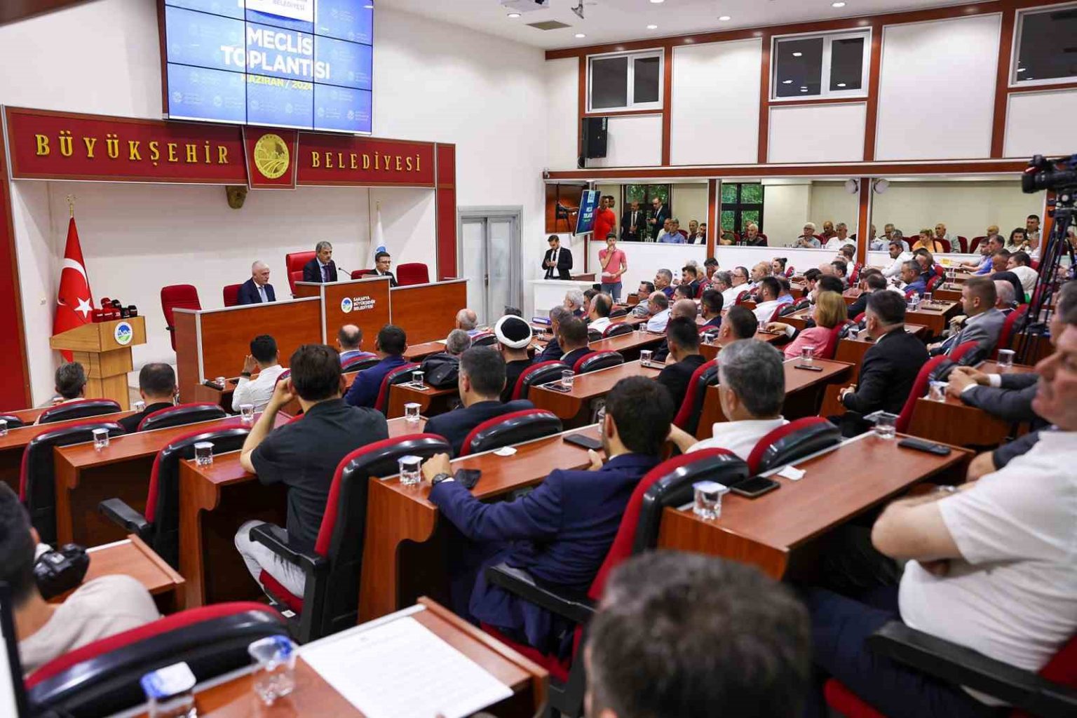 sakarya-buyuksehir-meclisi-toplaniyor