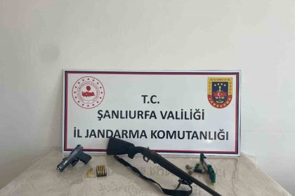 sanliurfada-4-ilcede-es-zamanli-operasyon-cok-sayida-silah-ele-gecirildi