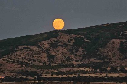 tatvanda-kanli-ay-tutulmasi