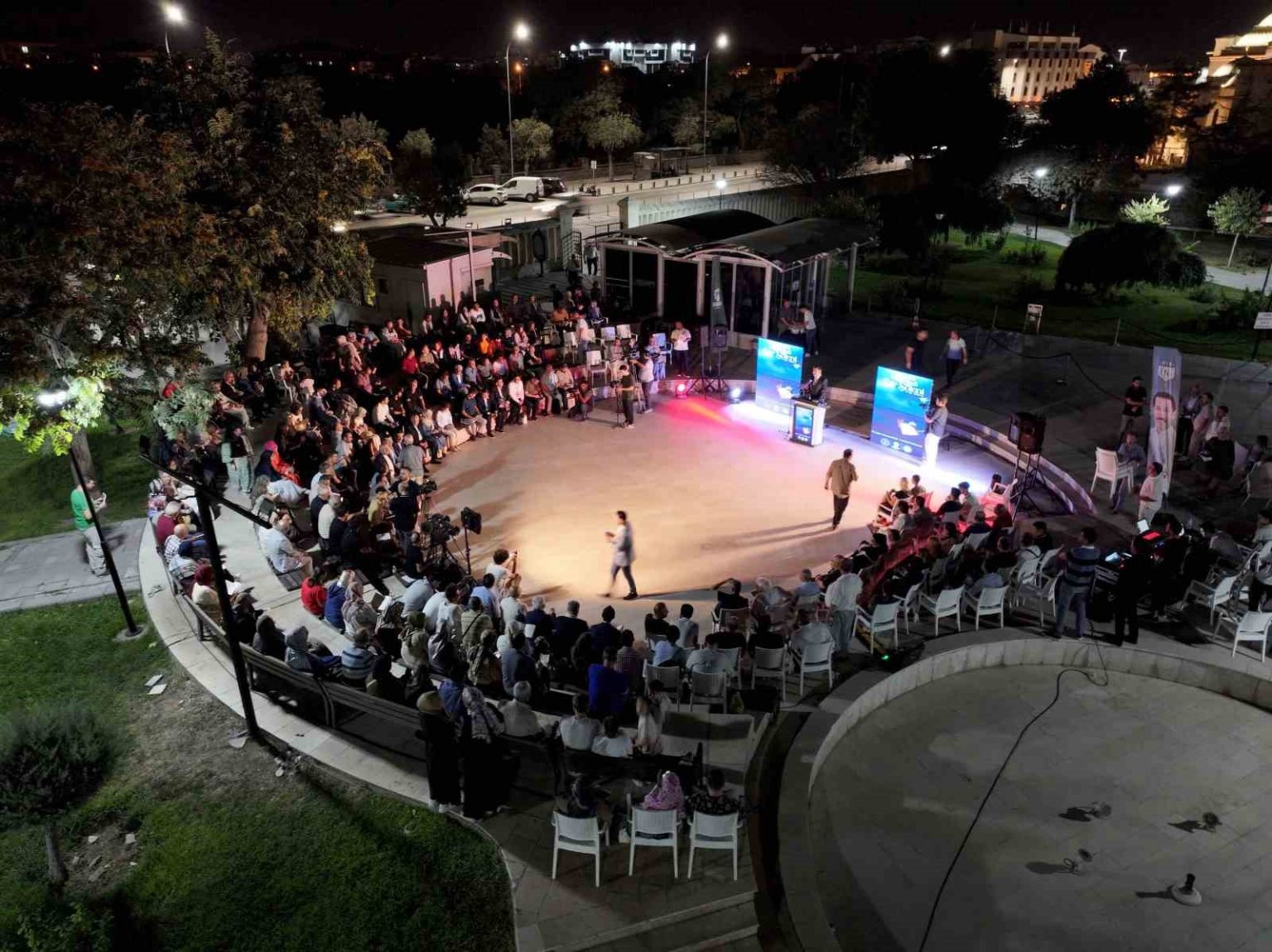 uluslararasi-14-mevlana-siir-soleni-gerceklestirildi