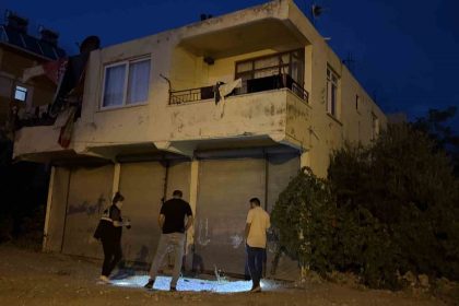 5-metre-yukseklikteki-balkondan-dusup-yaralanan-bebek-hastanede-hayatini-kaybetti