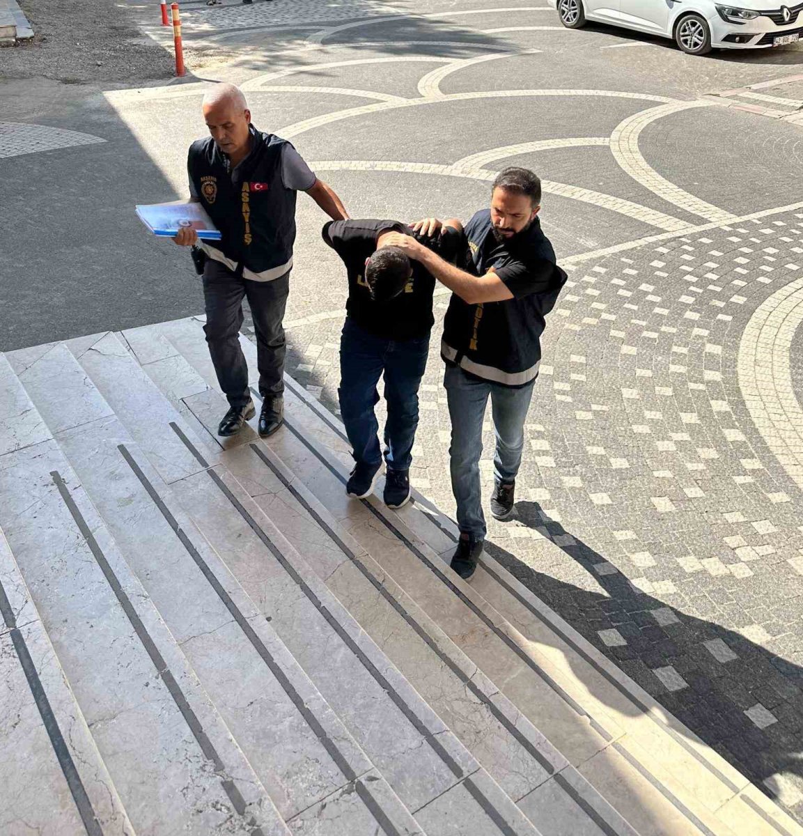 aksehirde-uyusturucu-operasyonu-3-bin-500-kullanimlik-bonzai-ele-gecirildi