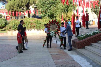 aydinda-ilk-ders-zili-caldi-200-bin-ogrenci-ders-basi-yapti