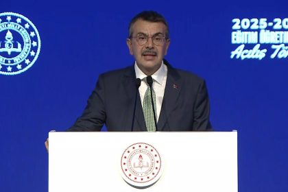 bakan-tekin-2025-2026-egitim-ogretim-yili-acilis-torenininde-konustu