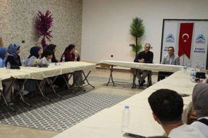 baskan-kus-ogrencilerle-bir-araya-geldi