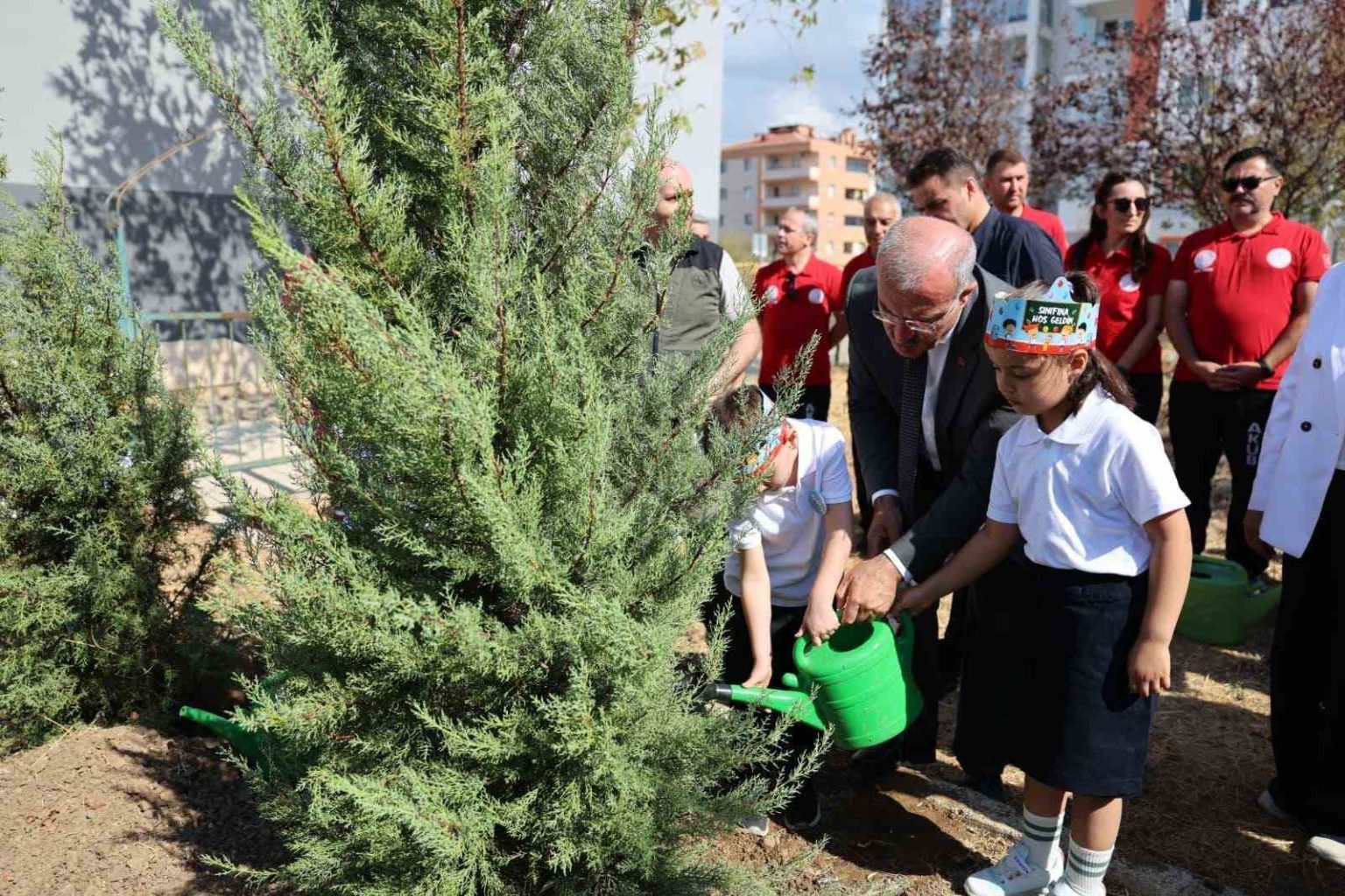 canakkalede-78-bin-ogrenci-okullarina-yesil-vatan-dersiyle-basladi