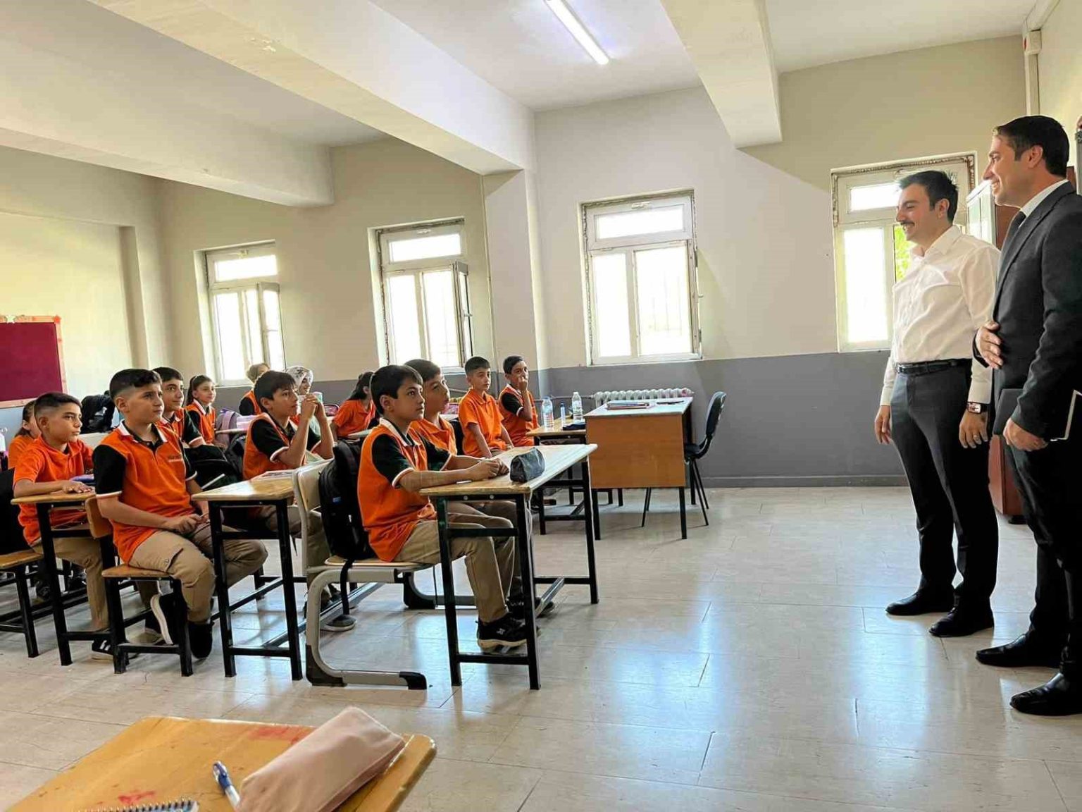 diclede-yeni-egitim-ogretim-yilinin-ilk-ders-zili-caldi