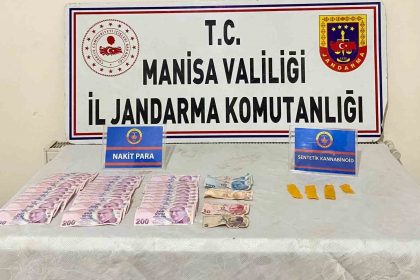 manisada-zehir-tacirlerine-gecit-yok-64-kok-kenevir-335-gram-esrar-ele-gecirildi