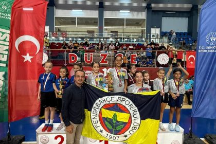 minik-sporcular-sampiyon-olmak-icin-ter-doktu