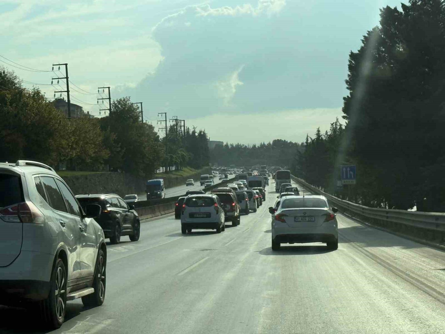 okullar-acildi-trafik-yine-felc-oldu