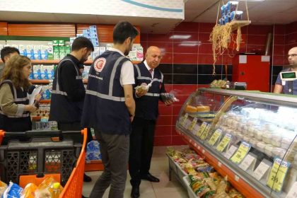 okulun-ilk-gunu-marketler-mercek-altinda