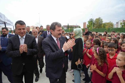 samsunda-yeni-egitim-ogretim-yilinin-ilk-dersi-yesil-vatani-korumak