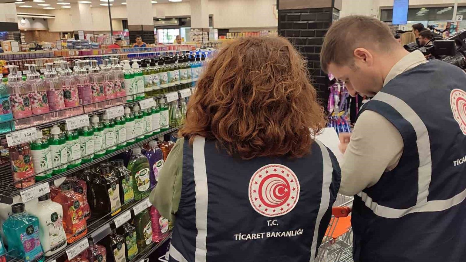 ticaret-bakanligindan-81-ilde-gida-ve-market-denetimi