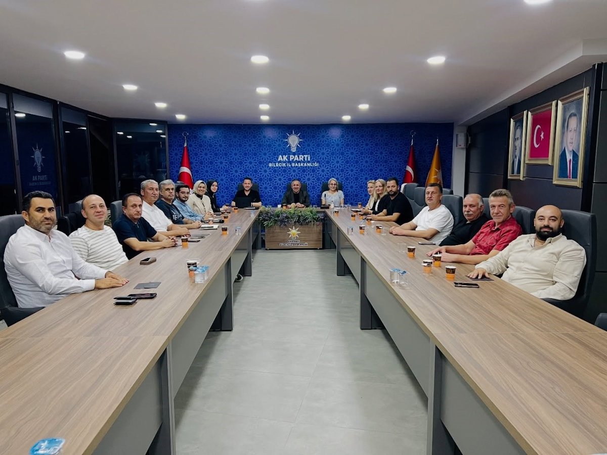 ak-parti-heyetinde-yol-haritasi-belirlendi