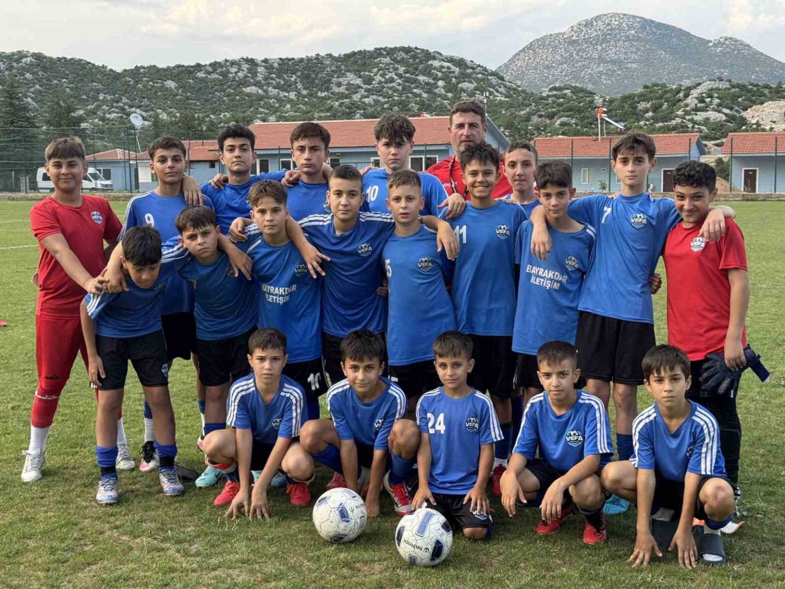 antalyadaki-spor-koyu-binlerce-sporcuyu-agirladi