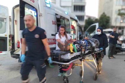 bafrada-3-tekerlekli-bisiklet-devrildi-2-yarali