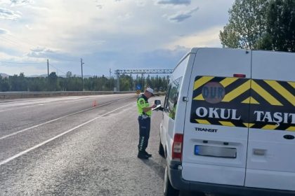 bayburtta-okullarin-acilmasiyla-tedbirler-artirildi