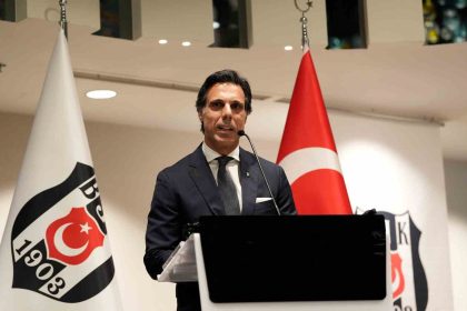 besiktas-divan-kurulu-baskan-adayi-emir-tamer-basin-mensuplariyla-bir-araya-geldi