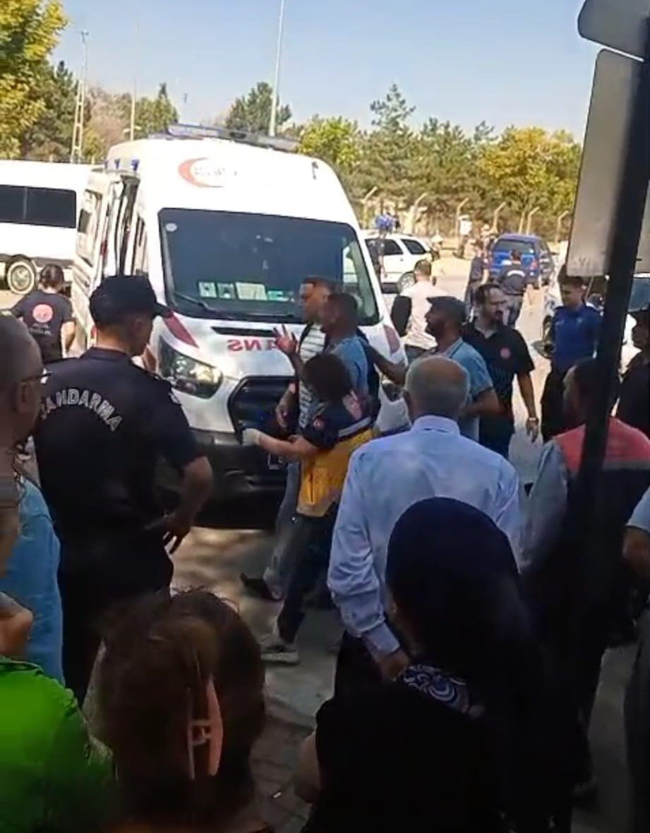 bosanma-asamasindaki-esi-ve-ailesine-kursun-yagdirdi-4-yarali