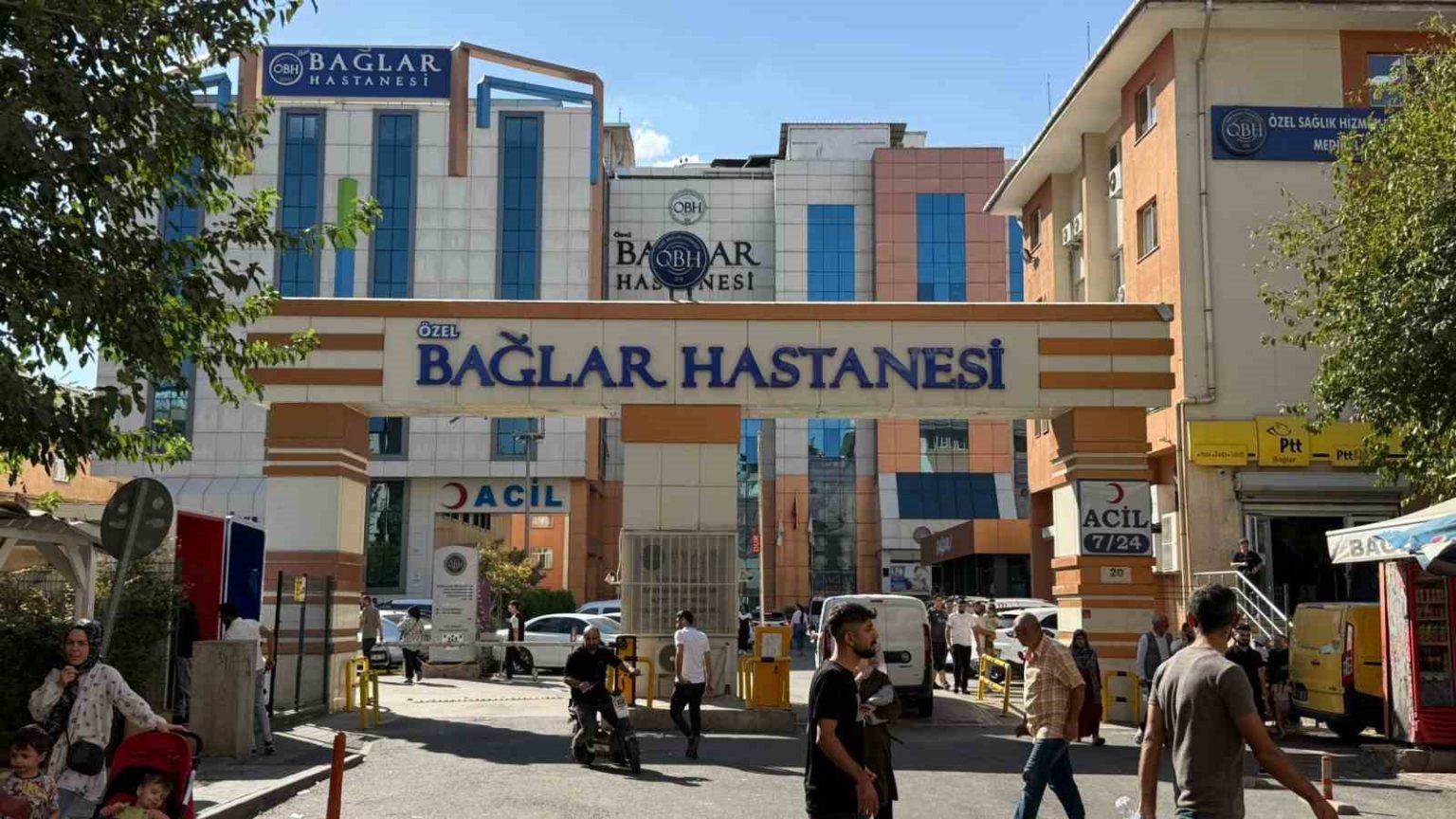 diyarbakirda-yeni-dogan-bebekler-karistirildi-gercek-evde-fark-edilen-bileklikte-ortaya-cikti