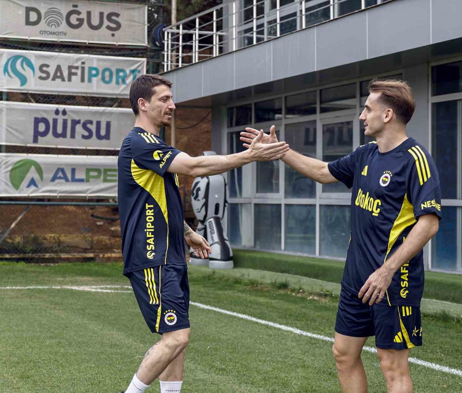 fenerbahce-trabzonspor-macinin-hazirliklarini-surdurdu