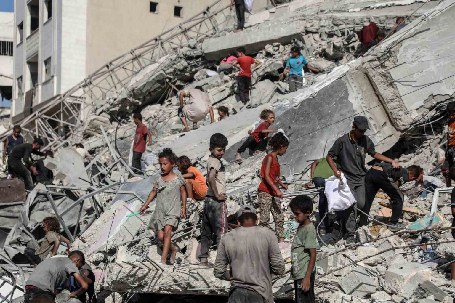 gazzede-can-kaybi-64-bin-605e-yukseldi