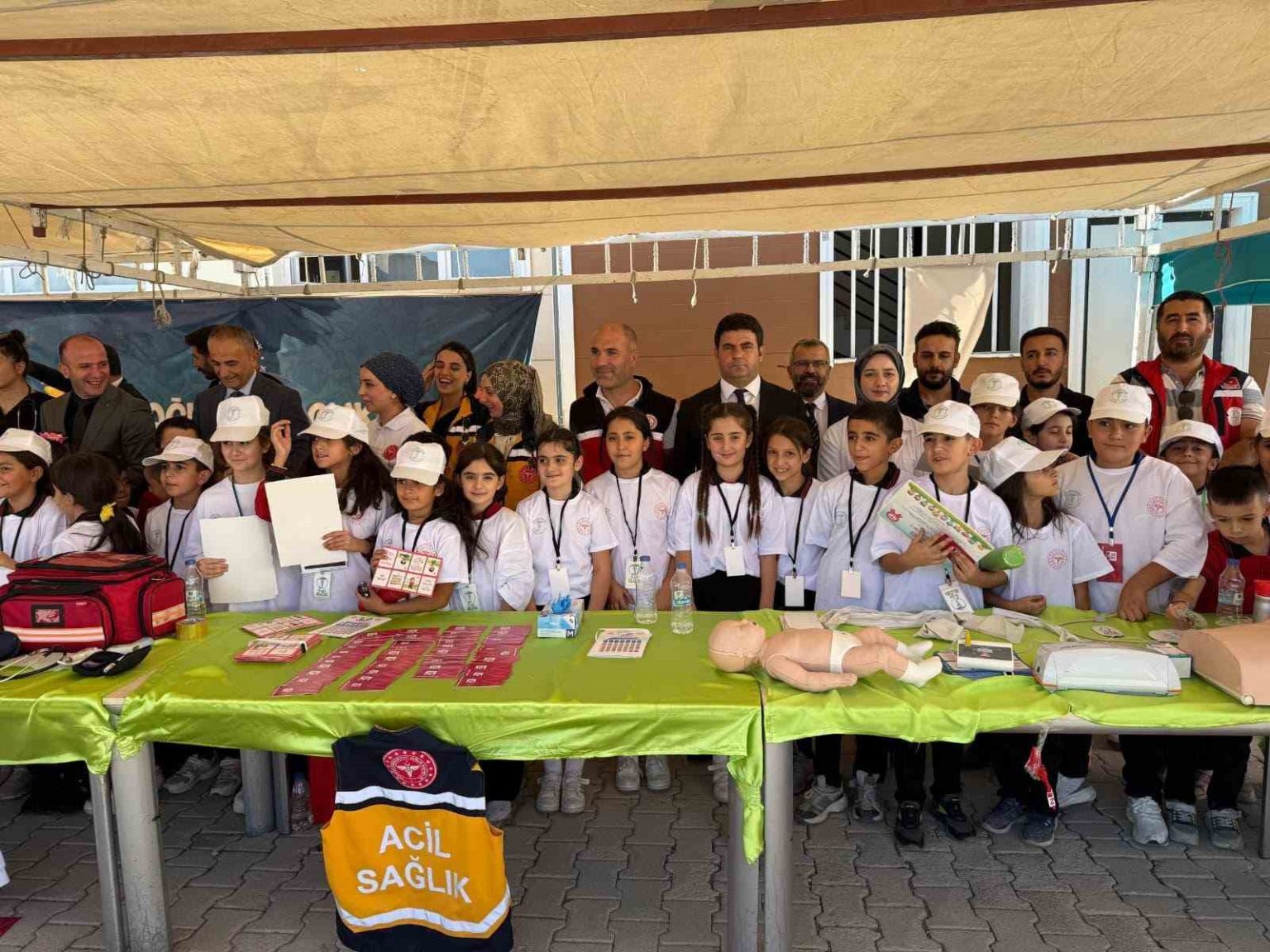 hakkaride-saglikli-cocuk-saglikli-gelecek-etkinligi