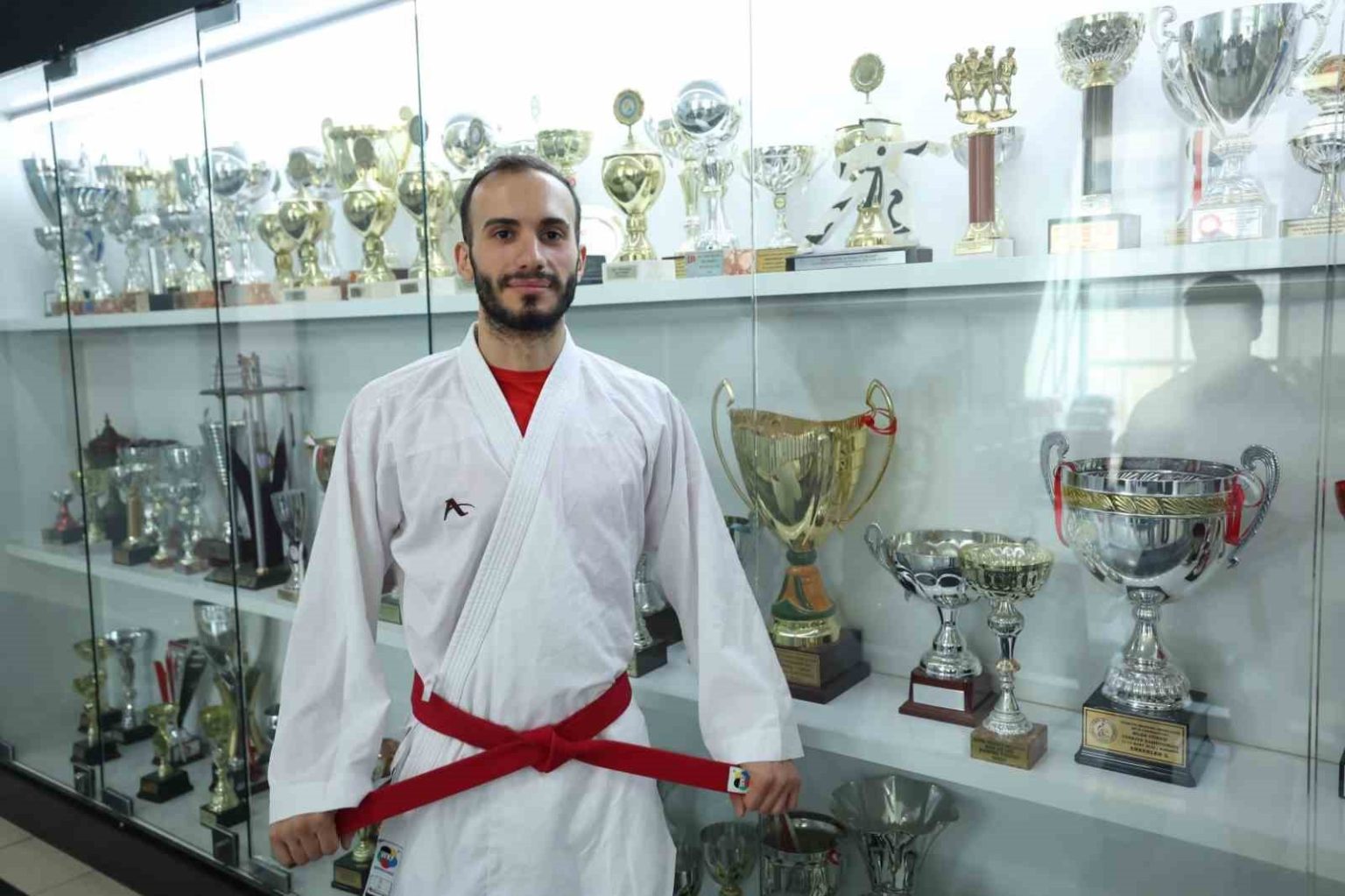 karateci-enes-bulut-kagitspordaki-basarisini-ozetledi-mucadeleden-asla-vazgecmek-yok