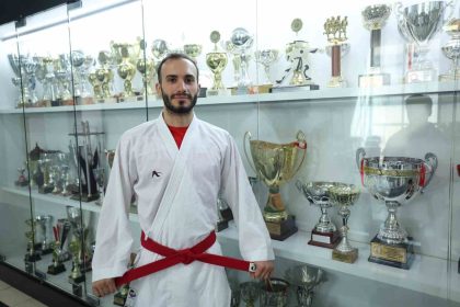 karateci-enes-bulut-kagitspordaki-basarisini-ozetledi-mucadeleden-asla-vazgecmek-yok