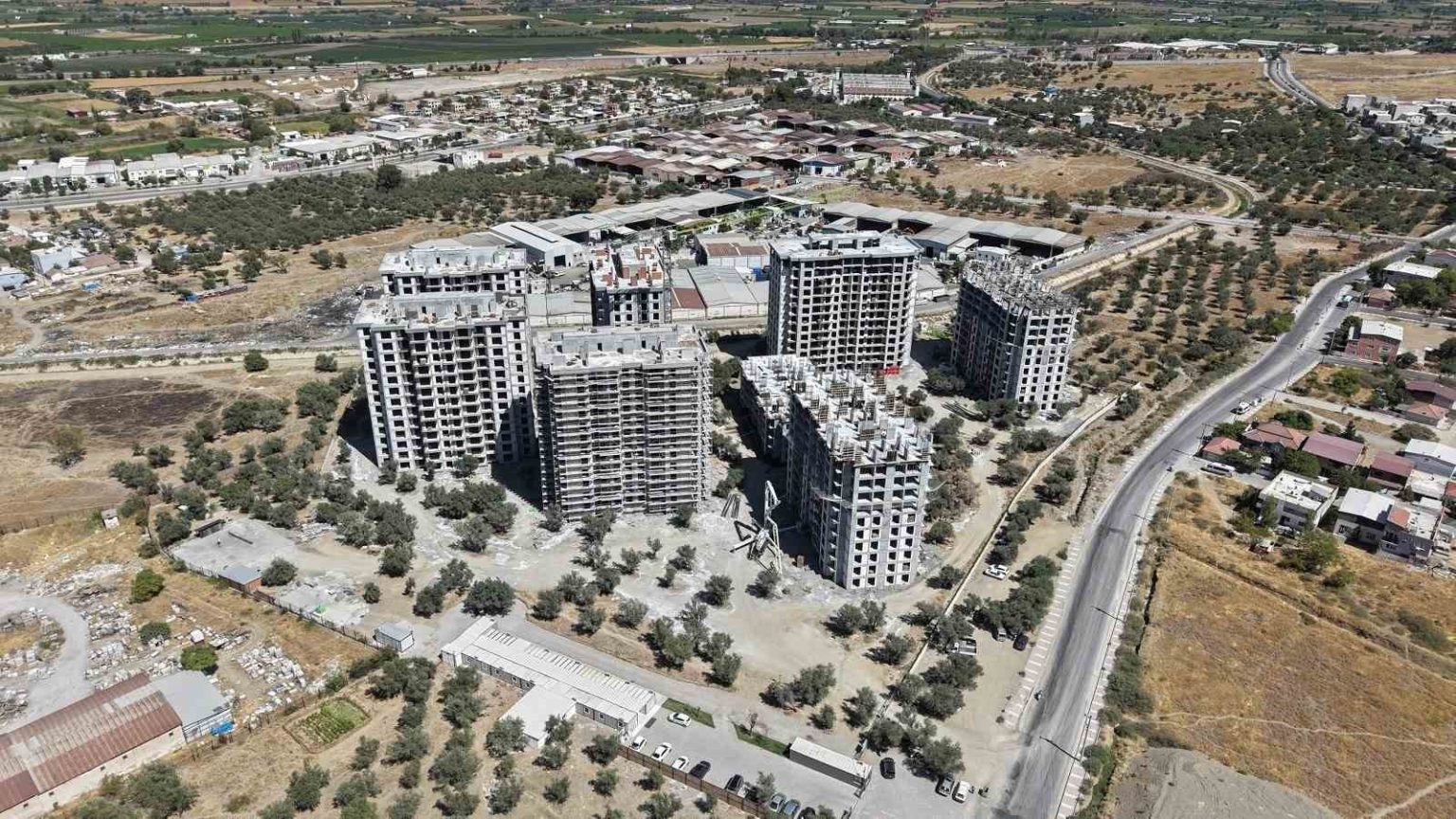 manisada-bir-mahalle-daha-modern-altyapiya-kavusuyor