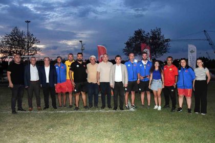 osmangazide-minik-yetenekler-futbol-soleninde-bulustu