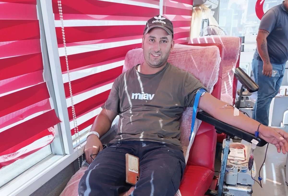 selendili-vatandaslardan-kan-bagisina-yogun-ilgi