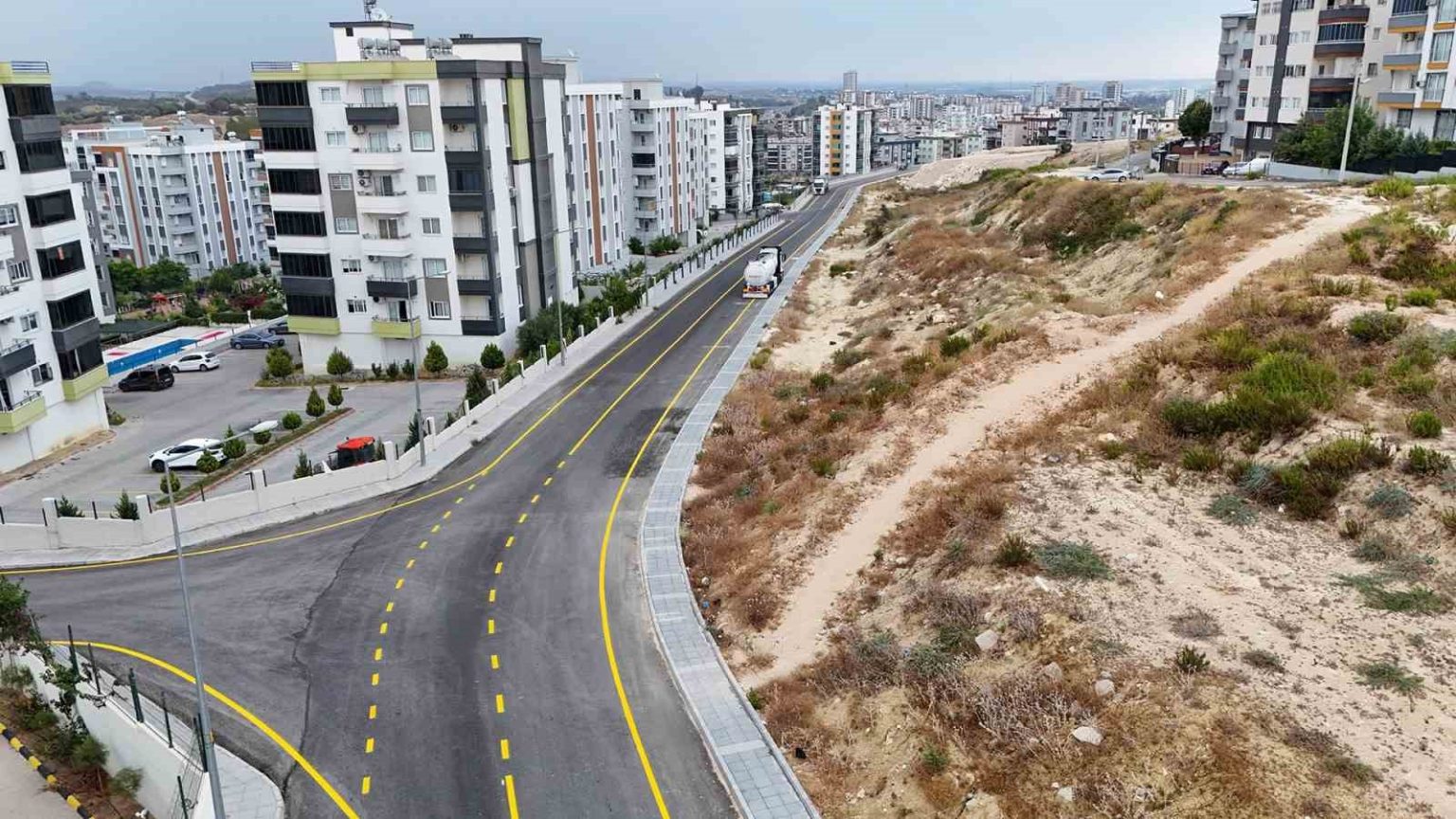 tarsusta-yol-calismalariyla-ulasim-guvenligi-artiyor